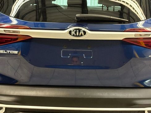 Used 2021 Kia Seltos S image 11