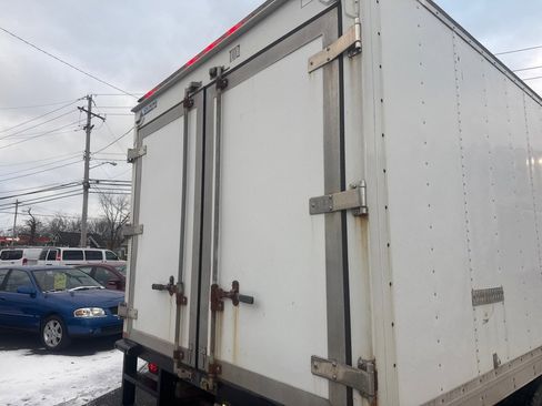 Used 2017 Ford E-450 and Econoline 450 Super Duty image 20