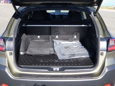 Certified 2025 Subaru Outback Onyx Edition w/ Popular Package #2 image 35