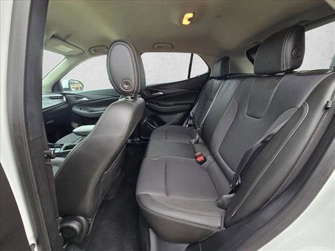 Used 2025 Buick Encore GX Preferred FWD image 17