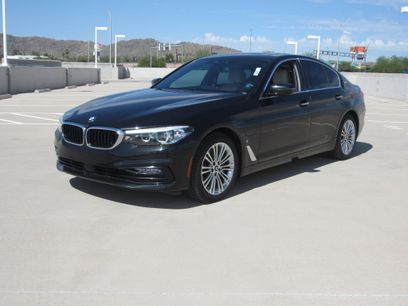 Used 2018 BMW 530e w/ Premium Package 2
