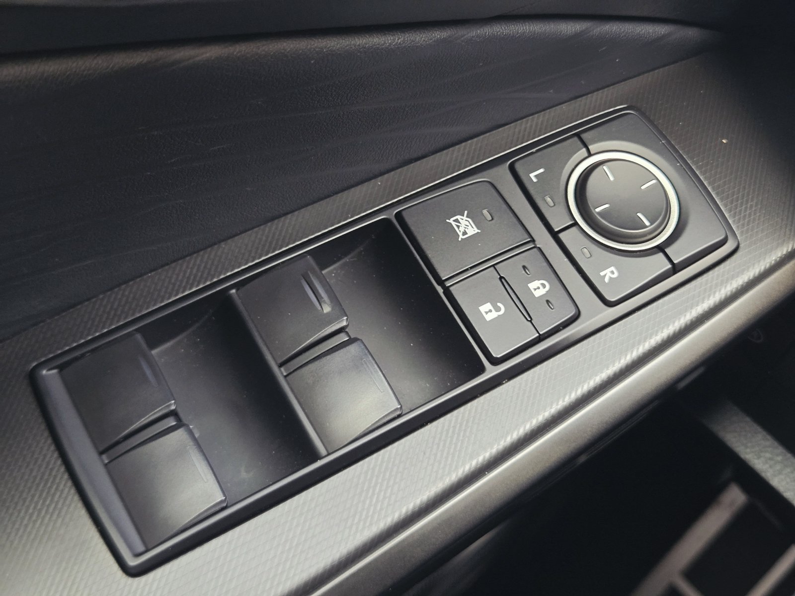 Used 2021 Lexus IS 350 F Sport w/ Accessory Package 2 RWD image 29