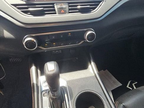 Used 2022 Nissan Altima 2.5 SR FWD image 16