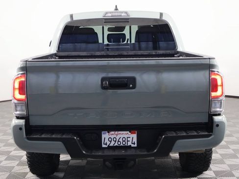 Used 2023 Toyota Tacoma TRD Off-Road w/ TRD Premium Off Road Package AWD/4WD image 5