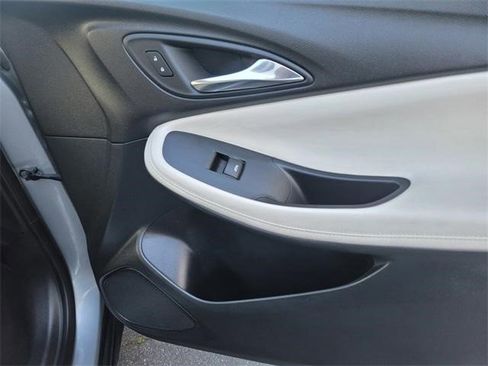 Certified 2023 Buick Encore GX Preferred w/ Cold Weather Comfort Package image 18