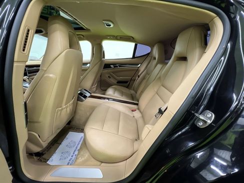 Used 2011 Porsche Panamera S RWD image 26