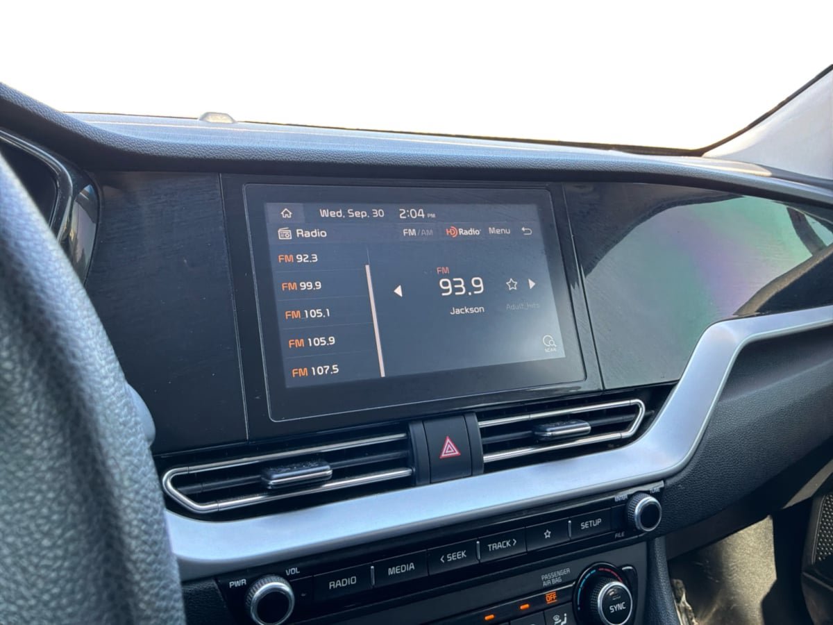 Used 2021 Kia Niro LX FWD image 12