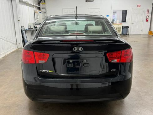 Used 2012 Kia Forte EX w/ Fuel Economy Pkg FWD image 5