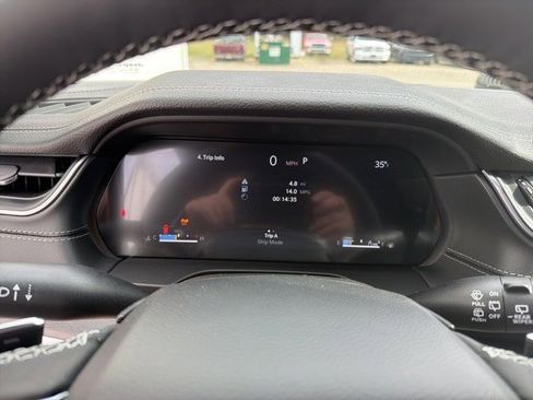 New 2025 Jeep Grand Cherokee Limited w/ Trailer Tow Package image 12