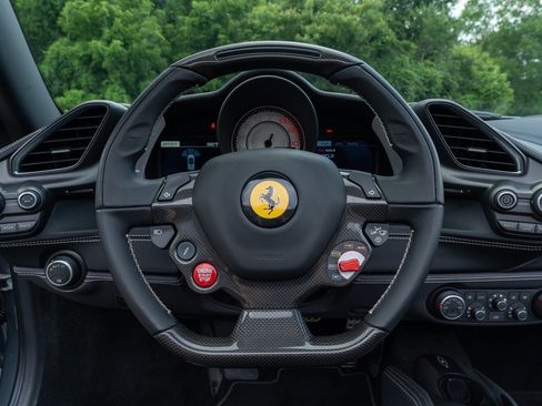 Used 2019 Ferrari 488 Spider RWD image 40