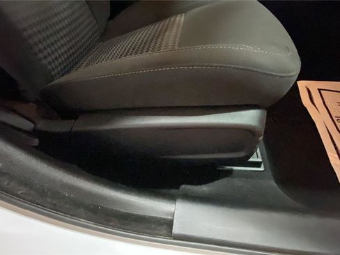 Used 2023 Dodge Charger SXT image 19