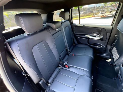 Certified 2025 Mercedes-Benz GLB 250 image 20