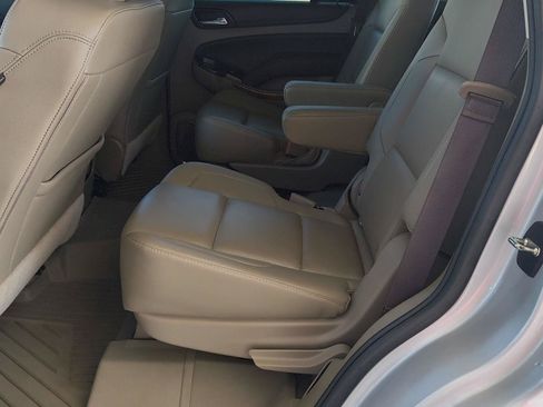 Used 2018 Chevrolet Tahoe Premier AWD/4WD image 23