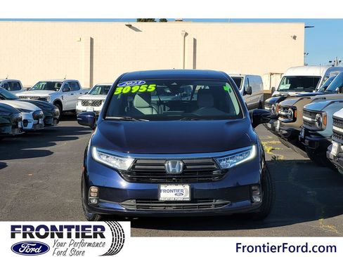Used 2023 Honda Odyssey EX-L image 3