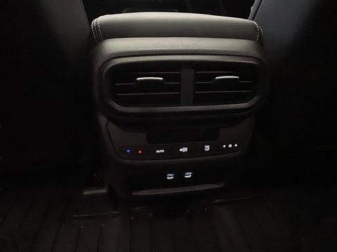 New 2026 Honda Pilot Touring image 23