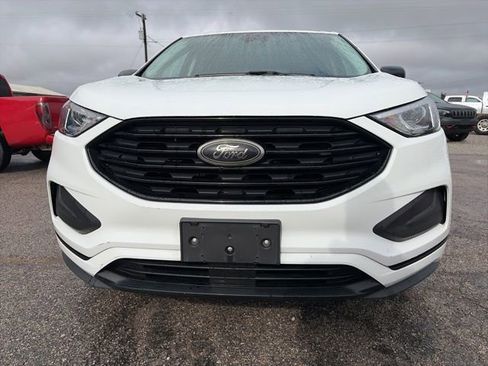 Used 2022 Ford Edge SE w/ Black Appearance Package AWD/4WD image 3