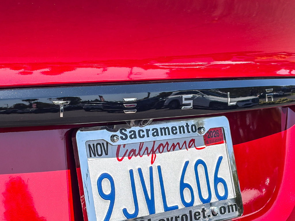Used 2023 Tesla Model X AWD/4WD image 10