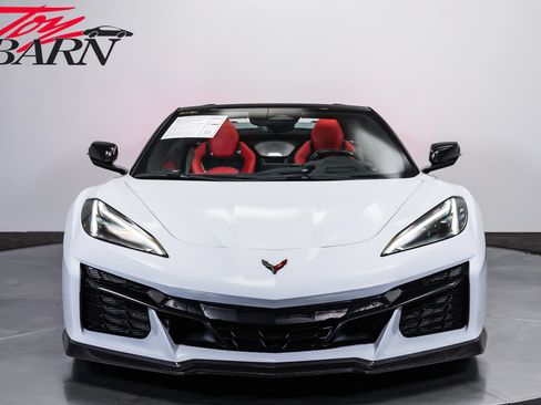 Used 2024 Chevrolet Corvette Z06 w/ Stealth Interior Trim Package RWD image 8