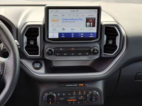 Used 2023 Ford Bronco Sport Outer Banks w/ Tech Package AWD/4WD image 13