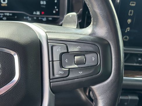 Used 2022 GMC Sierra 1500 Elevation w/ Preferred Package image 15