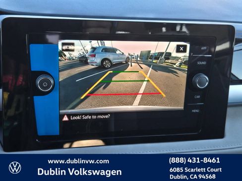 New 2025 Volkswagen Taos SE image 17