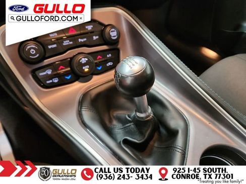 Used 2022 Dodge Challenger R/T w/ Performance Handling Group image 25