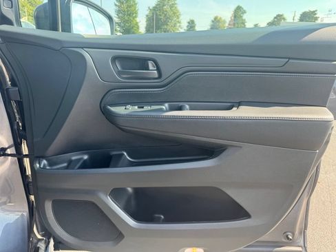 Used 2025 Honda Odyssey EX-L image 15
