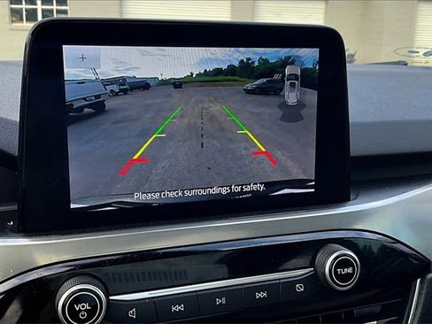 Used 2021 Ford Escape Titanium w/ Class II Trailer Tow Package image 23