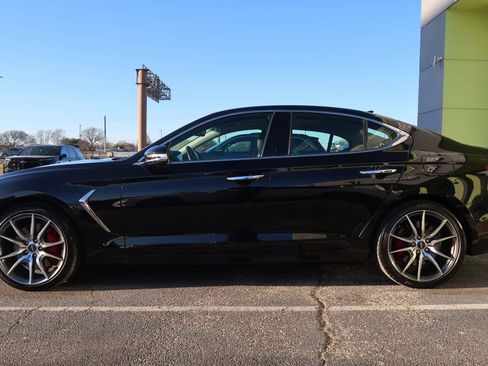 Used 2021 Genesis G70 3.3T image 7
