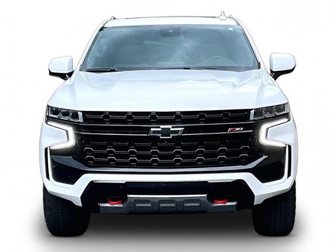 Used 2023 Chevrolet Tahoe Z71 w/ Luxury Package AWD/4WD image 4
