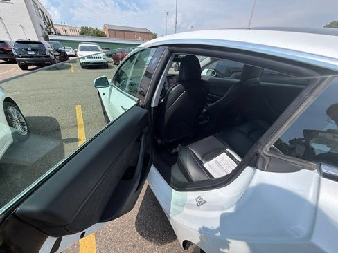 Used 2019 Tesla Model 3 Long Range AWD/4WD image 11