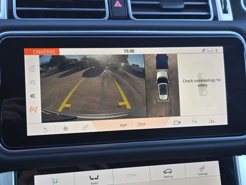 Used 2019 Land Rover Range Rover HSE image 25