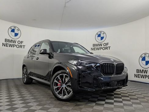 New 2026 BMW X5 xDrive40i w/ M Sport Package AWD/4WD image 3