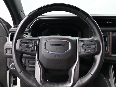 Used 2023 GMC Yukon XL Denali Ultimate image 20