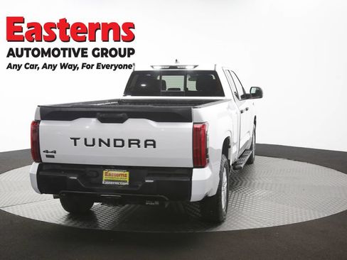 Used 2022 Toyota Tundra SR AWD/4WD image 40