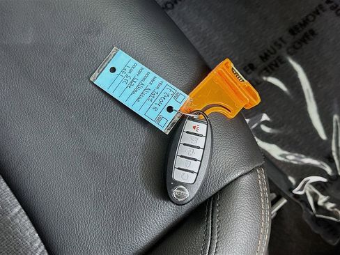 Used 2022 Nissan Altima 2.5 SR FWD image 34