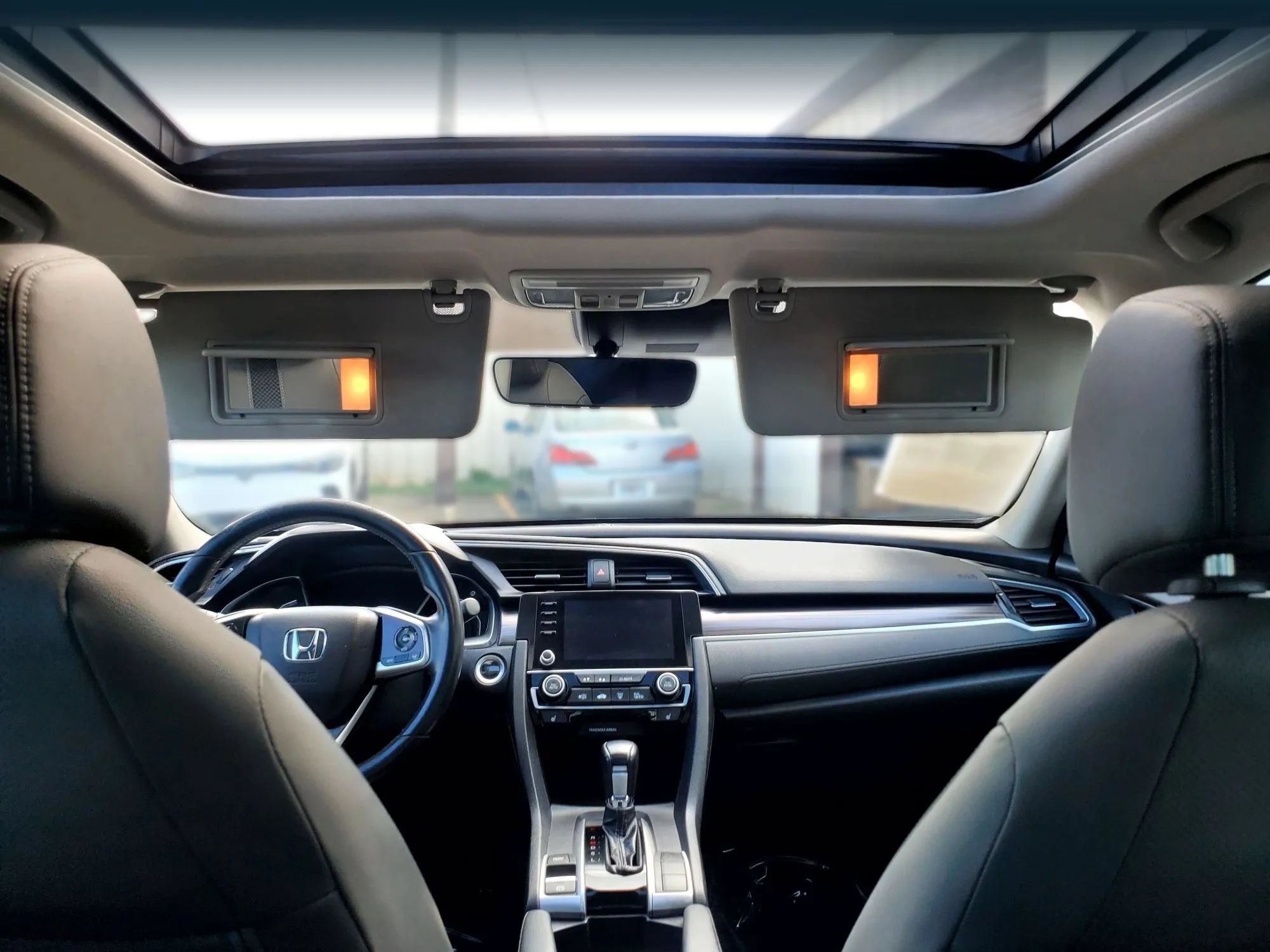Used 2021 Honda Civic EX-L image 2