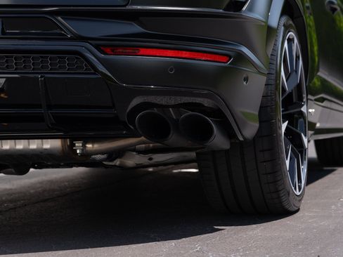 Used 2024 Lamborghini Urus S AWD/4WD image 22