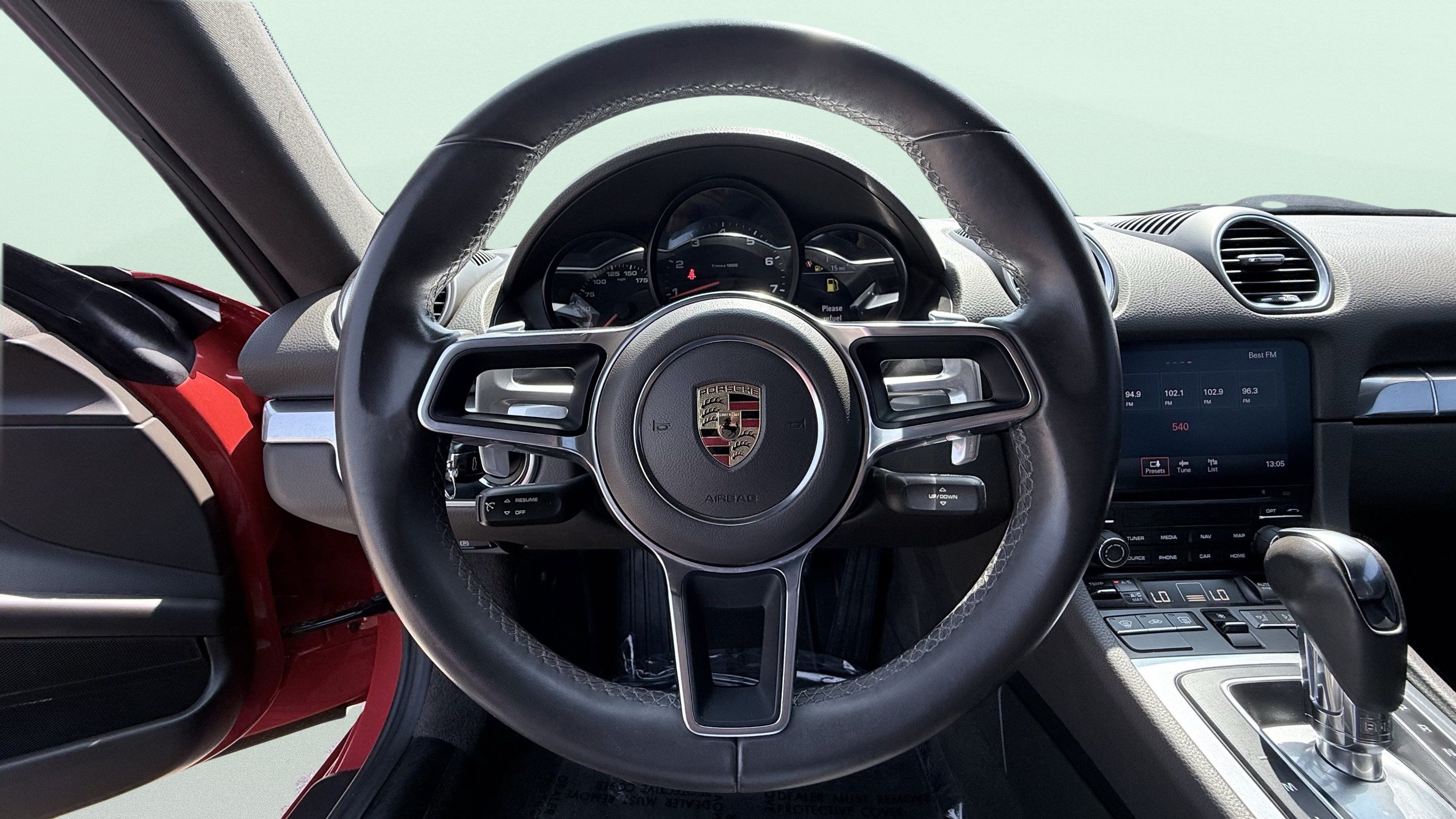 Used 2019 Porsche 718 Cayman RWD image 36