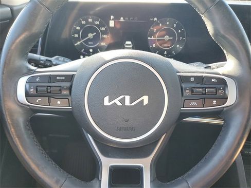 Certified 2023 Kia Sportage SX image 23
