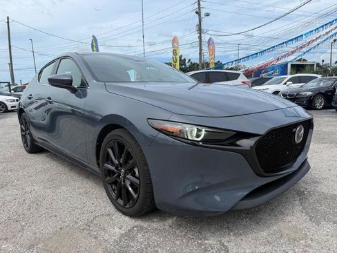 Used 2020 MAZDA MAZDA3 Hatchback w/ Premium Package image 3