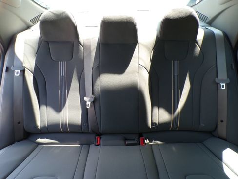 Used 2025 Hyundai Elantra Sport FWD image 19