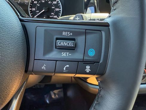 Certified 2024 Nissan Pathfinder SL AWD/4WD image 29