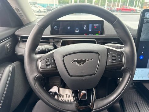 Used 2025 Ford Mustang Mach-E Select w/ Comfort Package Lite AWD/4WD image 33