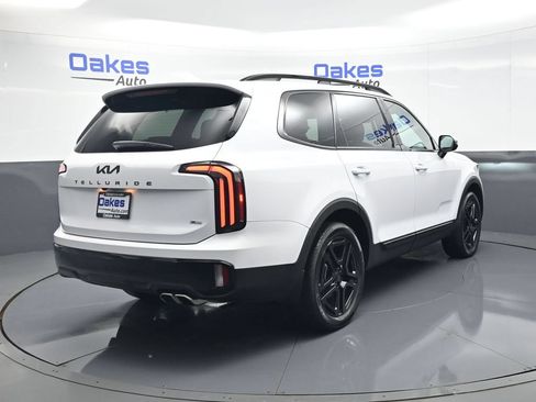 Certified 2025 Kia Telluride SX Prestige X-Line AWD/4WD image 8