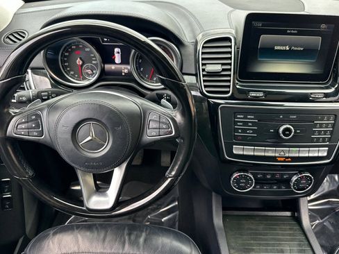 Used 2018 Mercedes-Benz GLS 550 4MATIC image 29