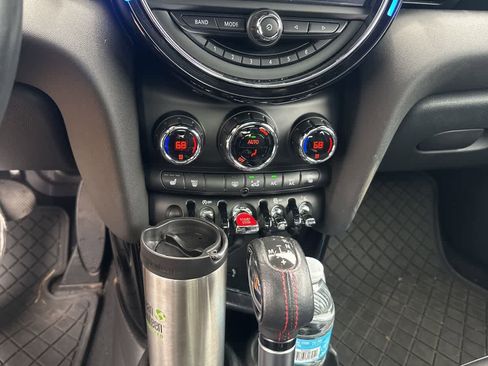 Used 2016 MINI Cooper S FWD image 4
