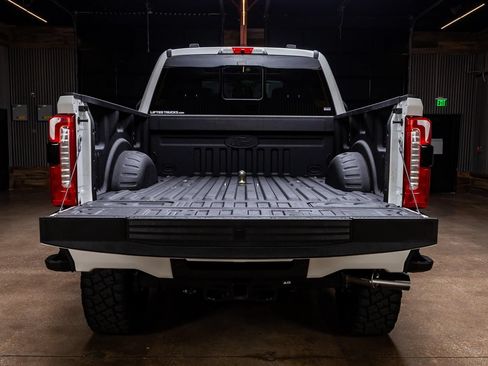 Used 2024 Ford F250 Lariat w/ Lariat Ultimate Package AWD/4WD image 7