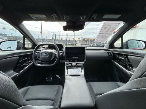 Used 2024 Subaru Solterra Touring image 19