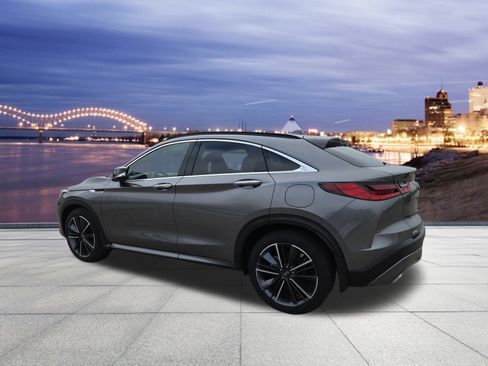 Used 2025 INFINITI QX55 Essential image 3